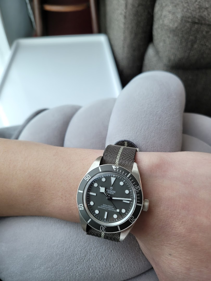 Tudor Boutique - The Hour Glass ION Orchard