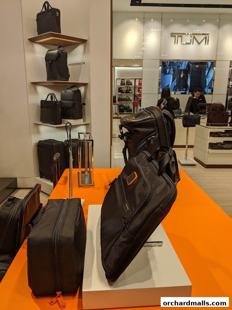 TUMI Mandarin Gallery