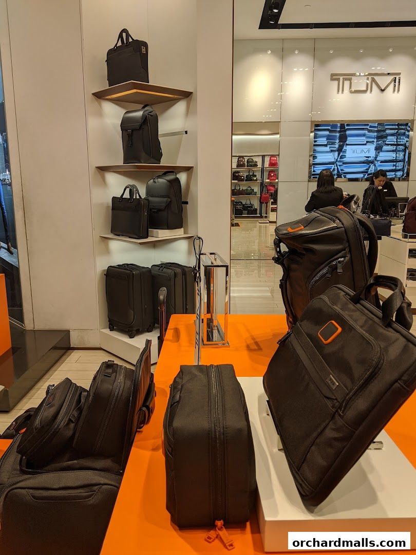 TUMI Mandarin Gallery