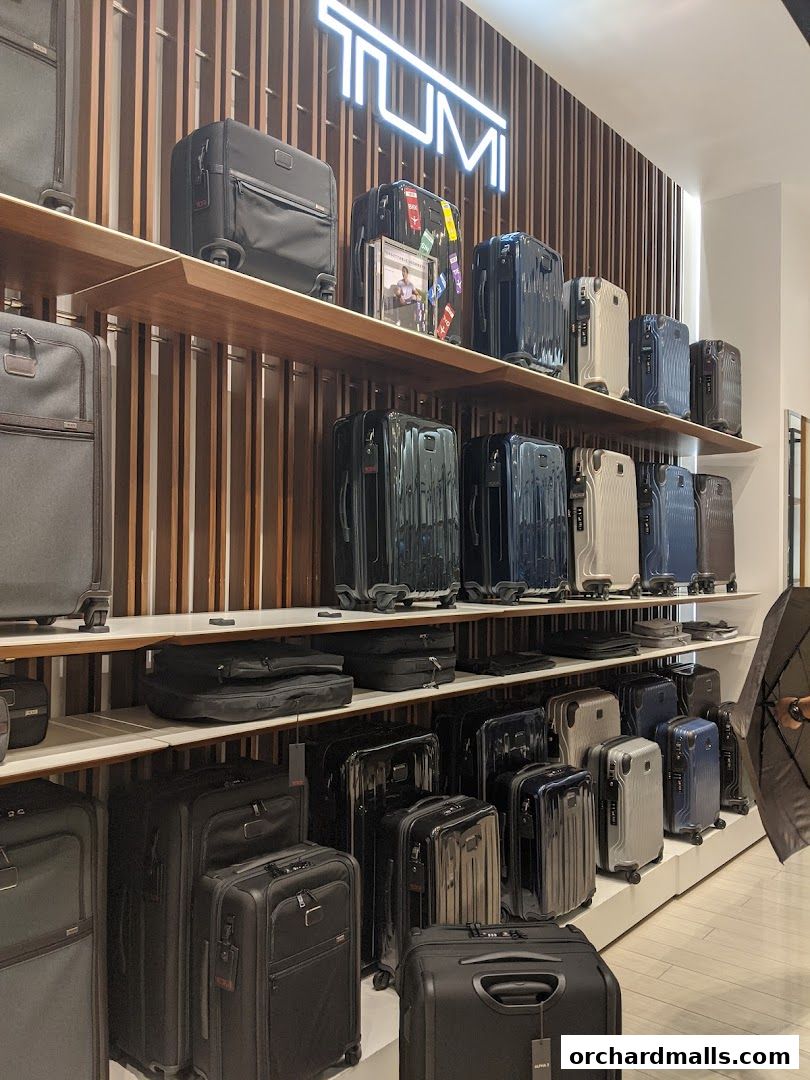 TUMI Mandarin Gallery