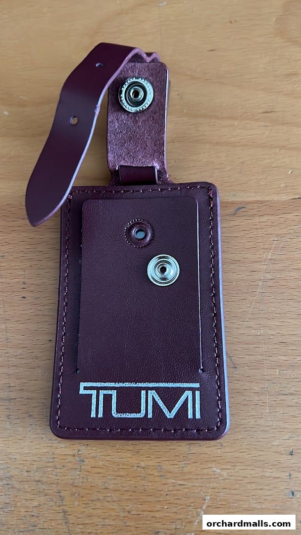 TUMI Mandarin Gallery