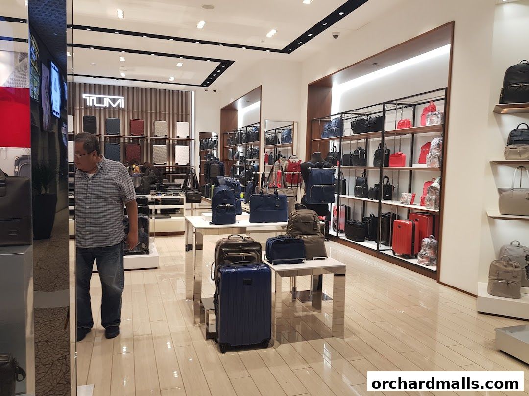 TUMI Mandarin Gallery