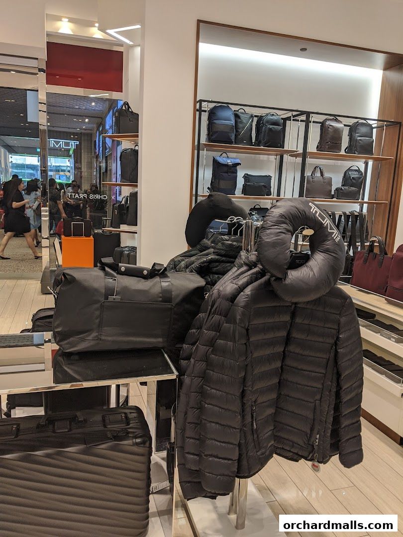 TUMI Mandarin Gallery