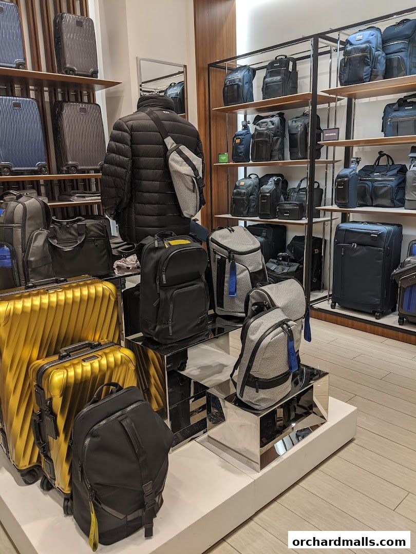 TUMI Mandarin Gallery