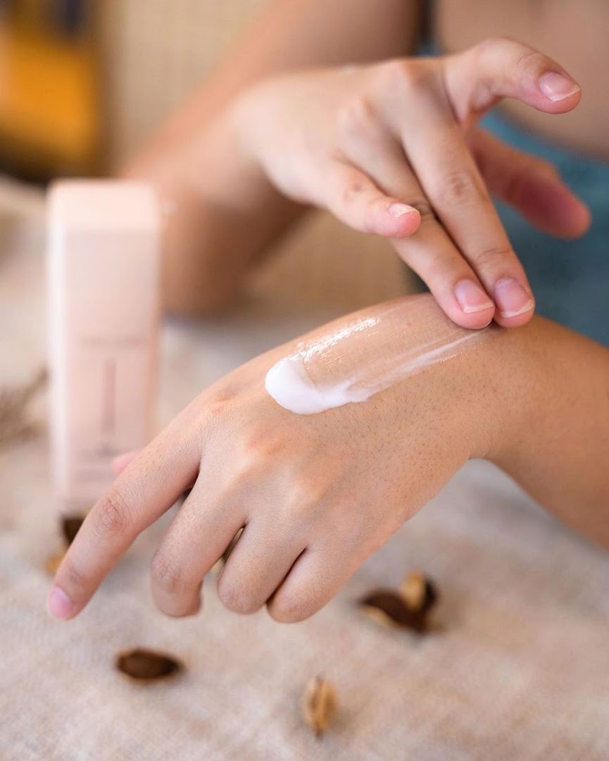 TWO LIPS  ION Orchard