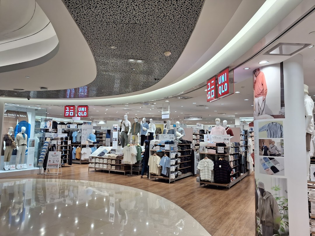 UNIQLO ION Orchard Same Day Click  Collect