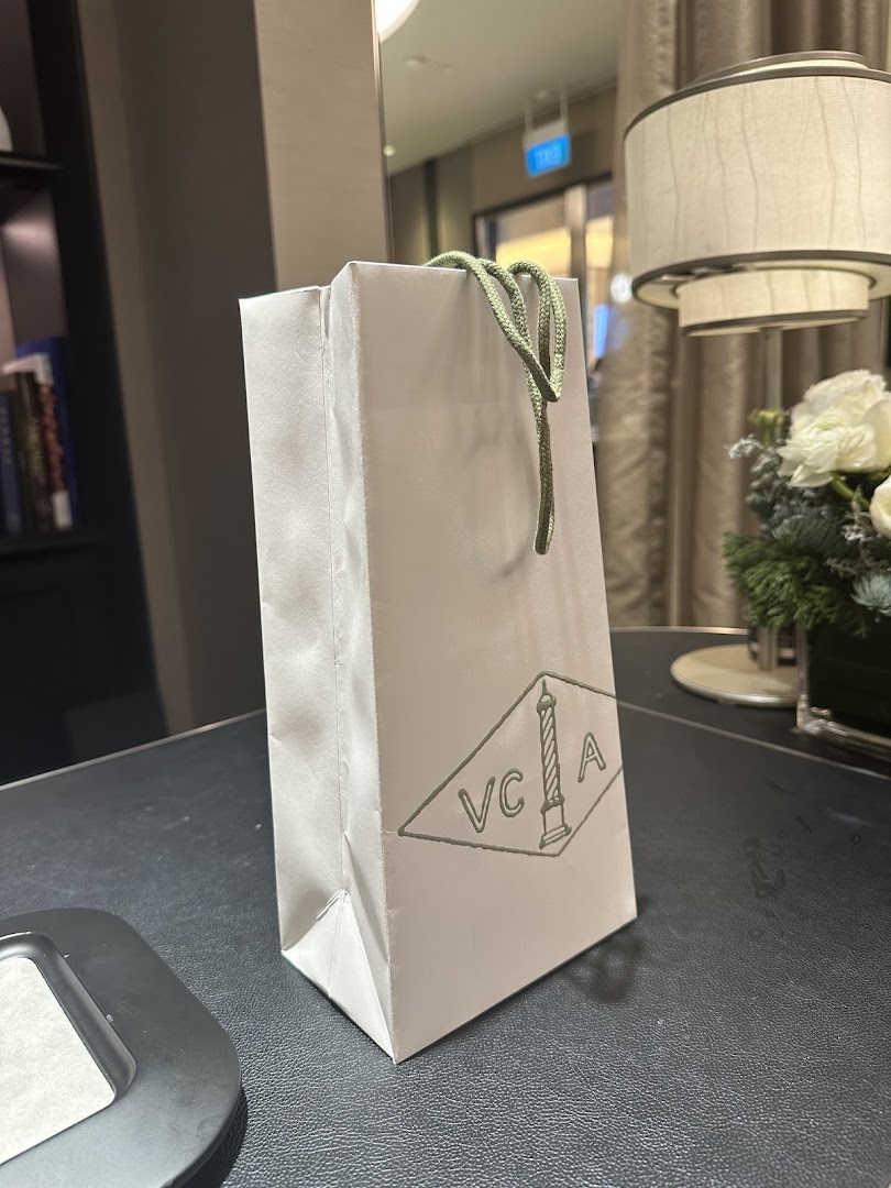 Van Cleef  Arpels Singapore - Takashimaya Shopping Centre, Ngee Ann City