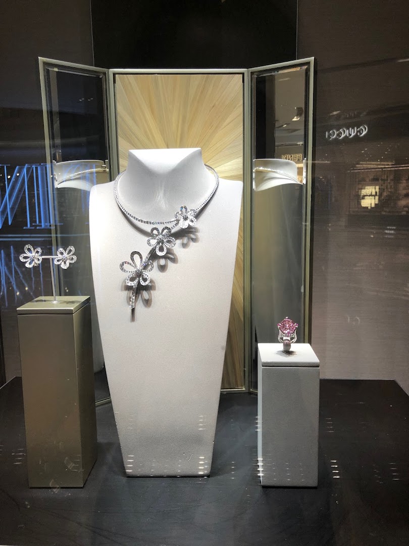 Van Cleef  Arpels Singapore - Takashimaya Shopping Centre, Ngee Ann City