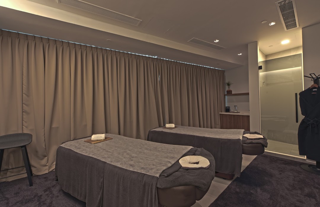 Vedure Face, Body  Nail MediSpa