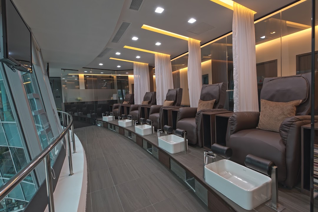 Vedure Face, Body  Nail MediSpa