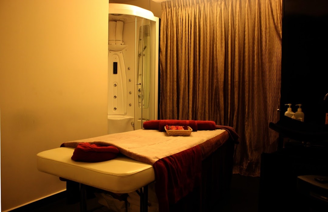 Vedure Face, Body  Nail MediSpa