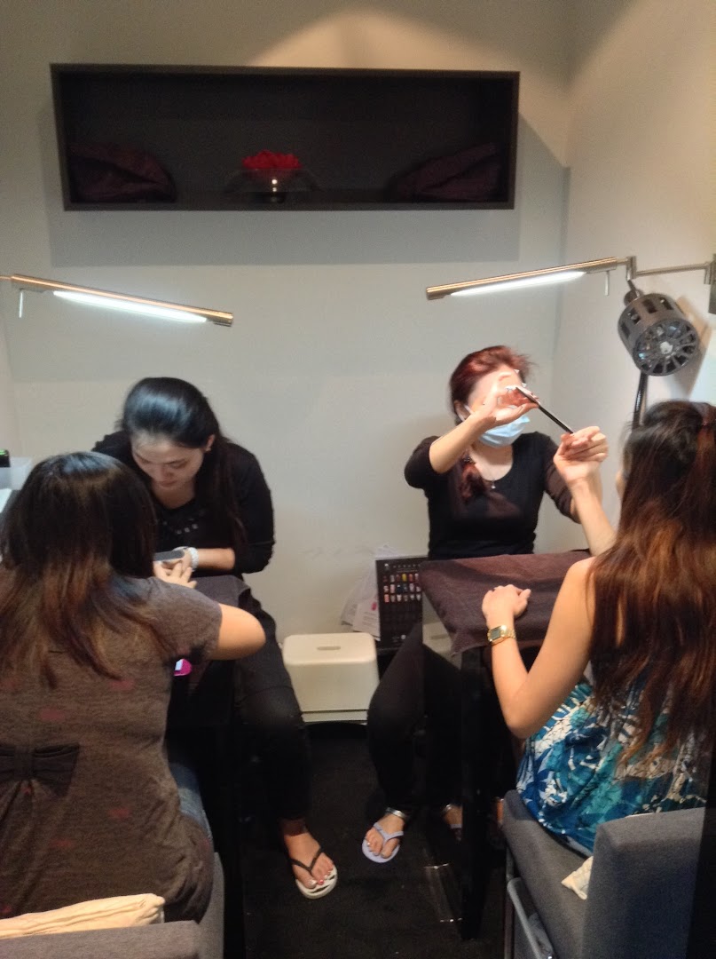 Vedure Face, Body  Nail MediSpa