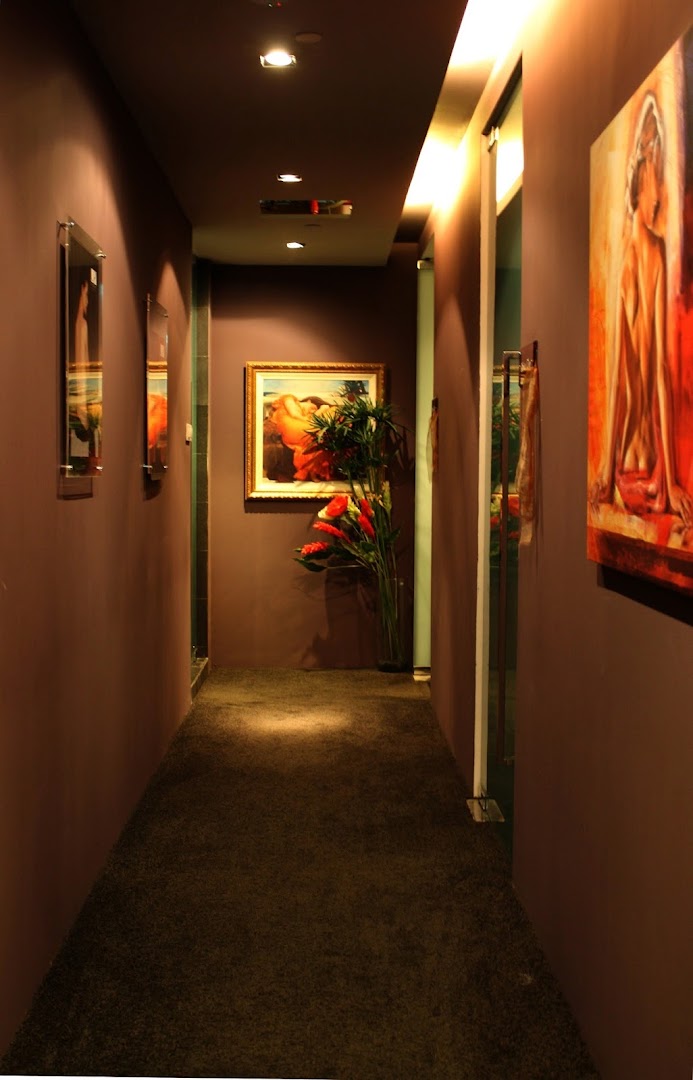 Vedure Face, Body  Nail MediSpa