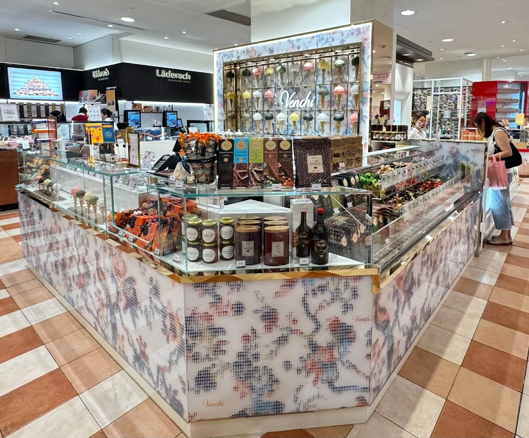 VENCHI Singapore Takashimaya