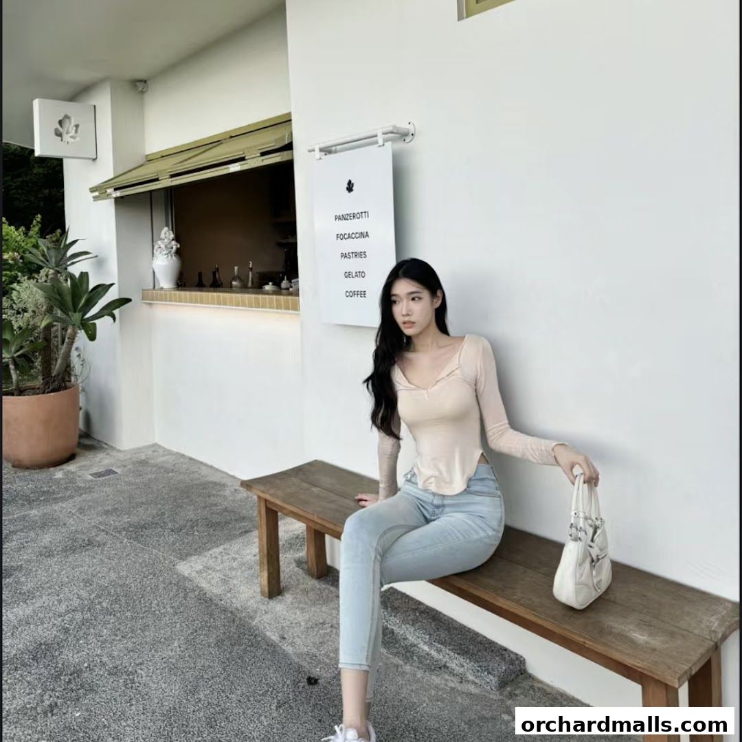 Vintage Studio VS Salon - 313Somerset