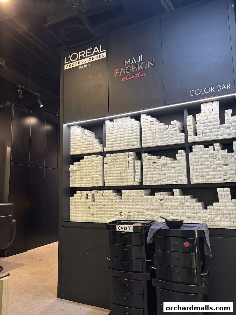 Vintage Studio VS Salon - 313Somerset