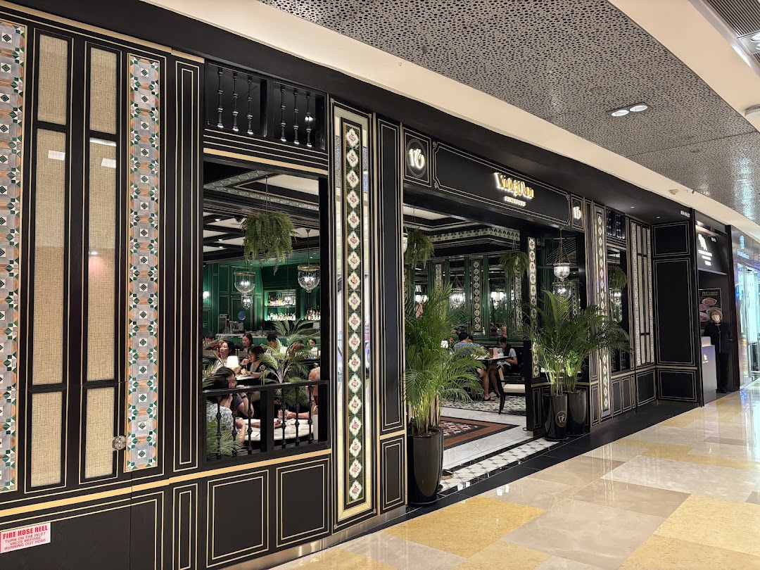 Violet Oon at ION Orchard