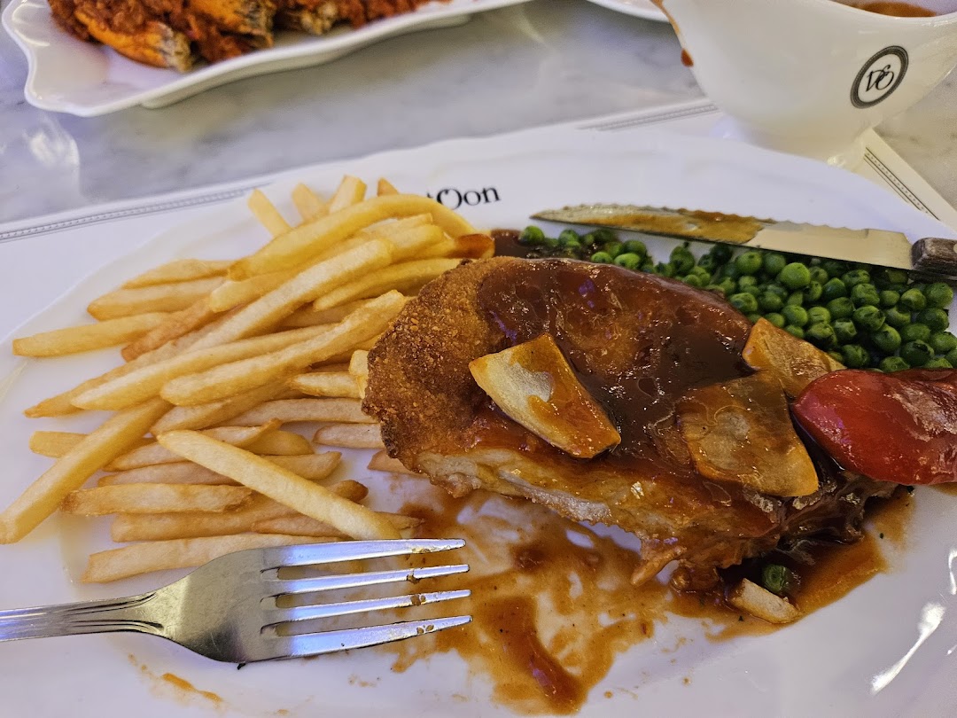 Violet Oon at ION Orchard