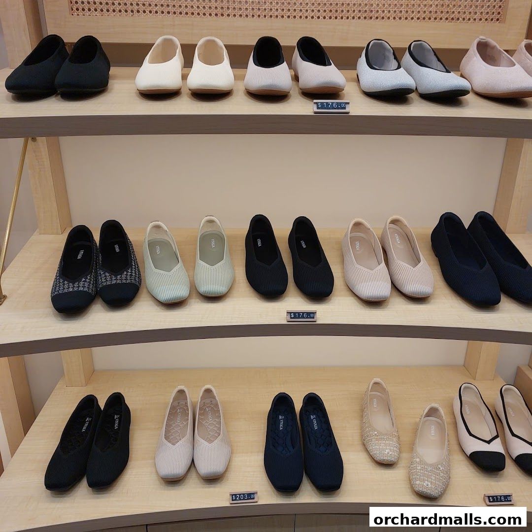 VIVAIA Singapore Wisma Atria