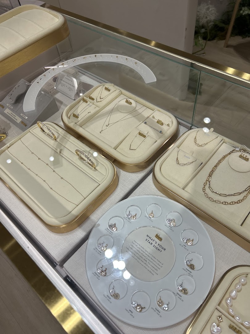 Wanderlust  Co Takashimaya Shopping Centre