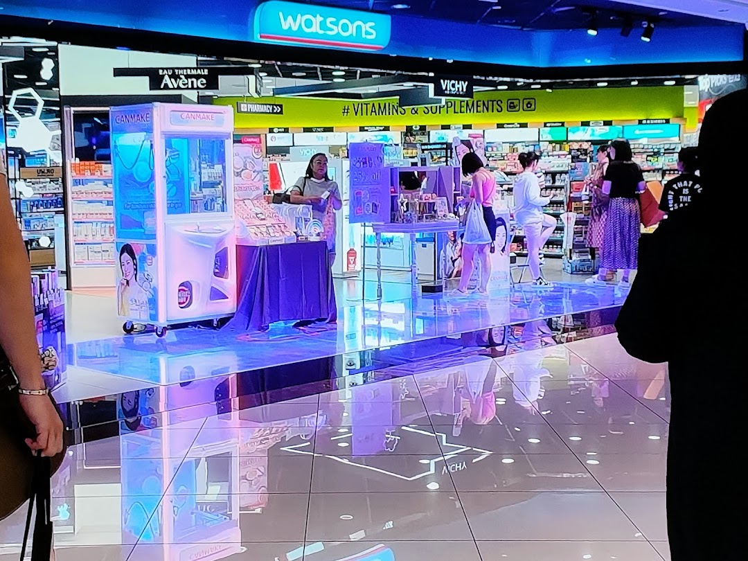 Watsons ION Orchard Pharmacy  GNC Click  Collect