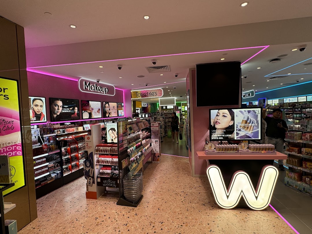Watsons ION Orchard Pharmacy  GNC Click  Collect
