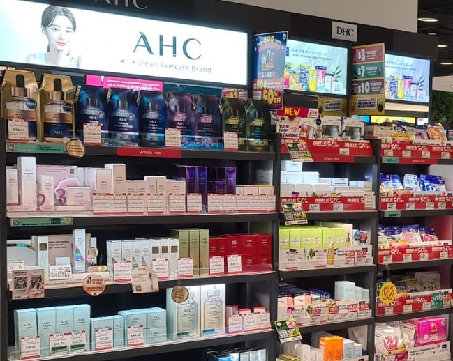 Watsons Takashimaya S.C, Ngee Ann City Pharmacy  GNC Click  Collect
