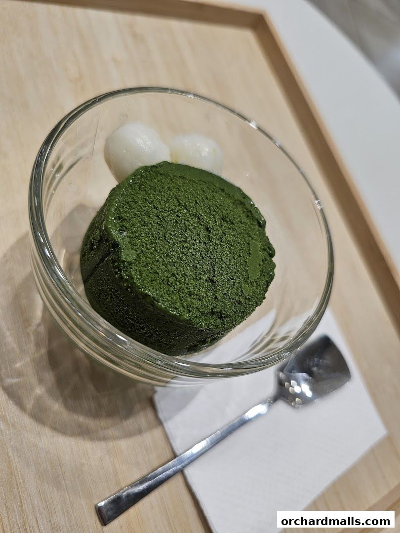 WHITETREE Café  Shop