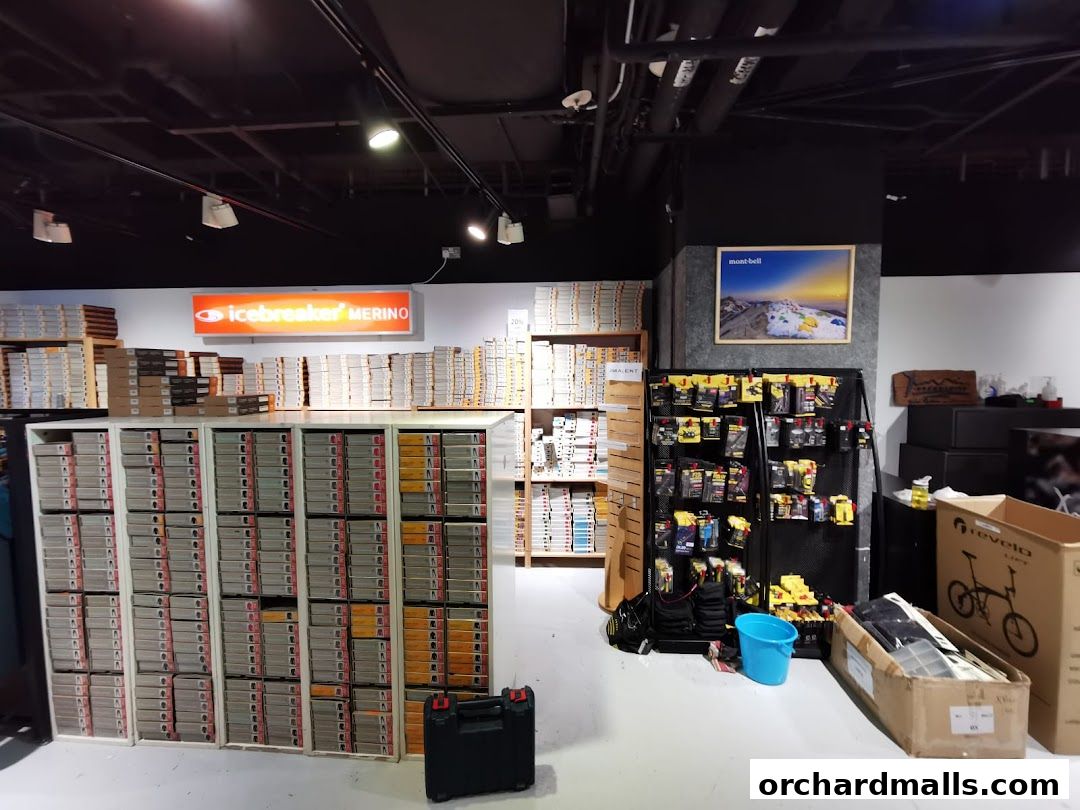 X-Boundaries  Montbell  icebreaker  Smartwool