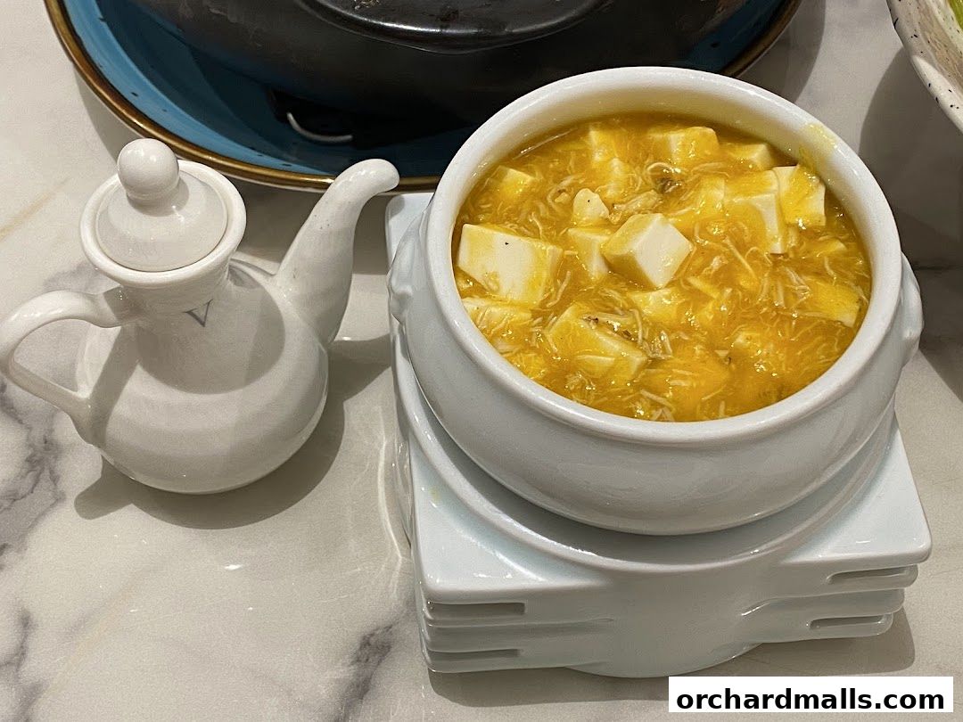 Yans Dining Fine Shanghai Cuisine 嬿青私房菜