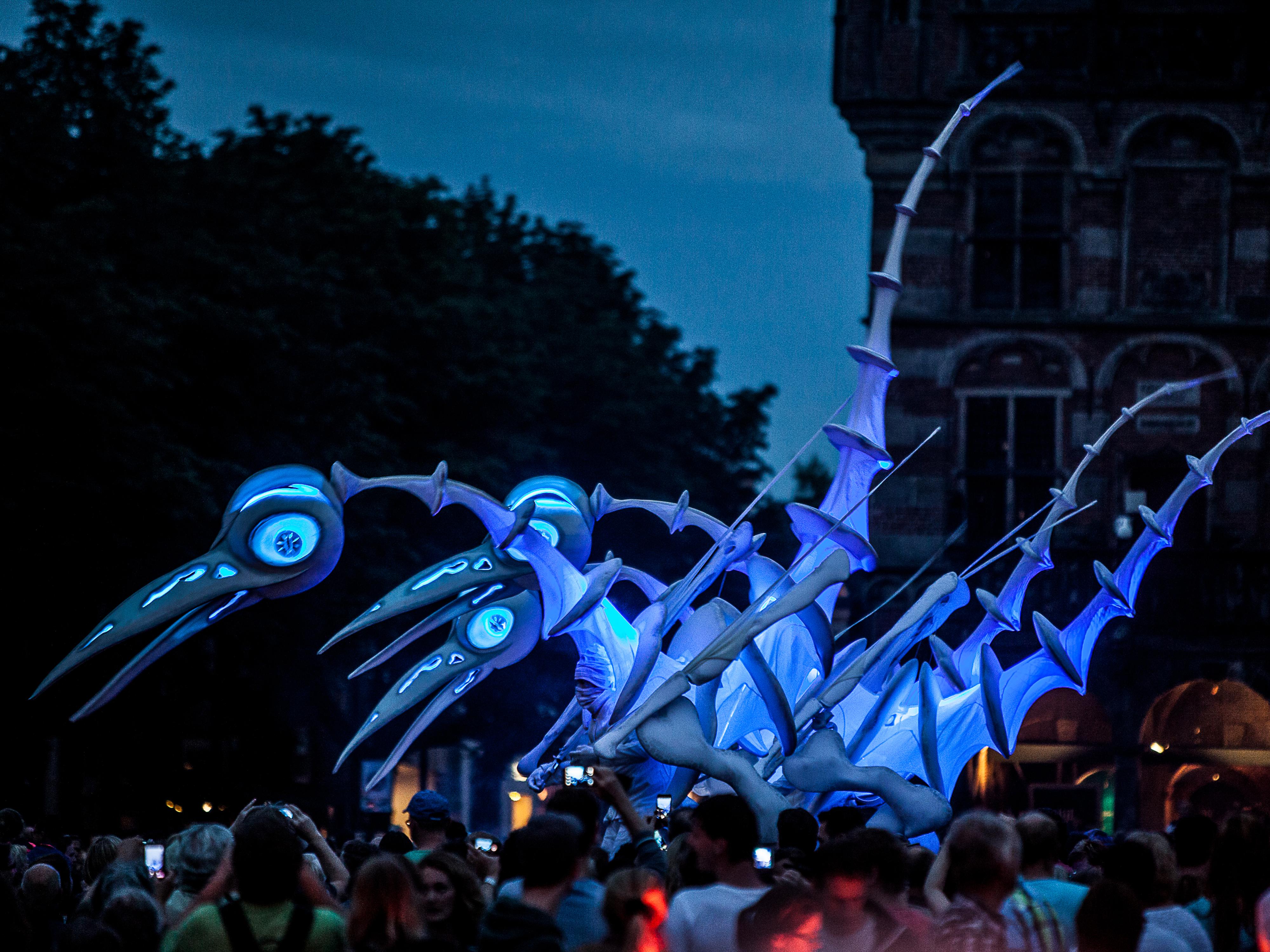 Birdmen street theatre performance by Close-Act at Singapore Night Festival 2026
